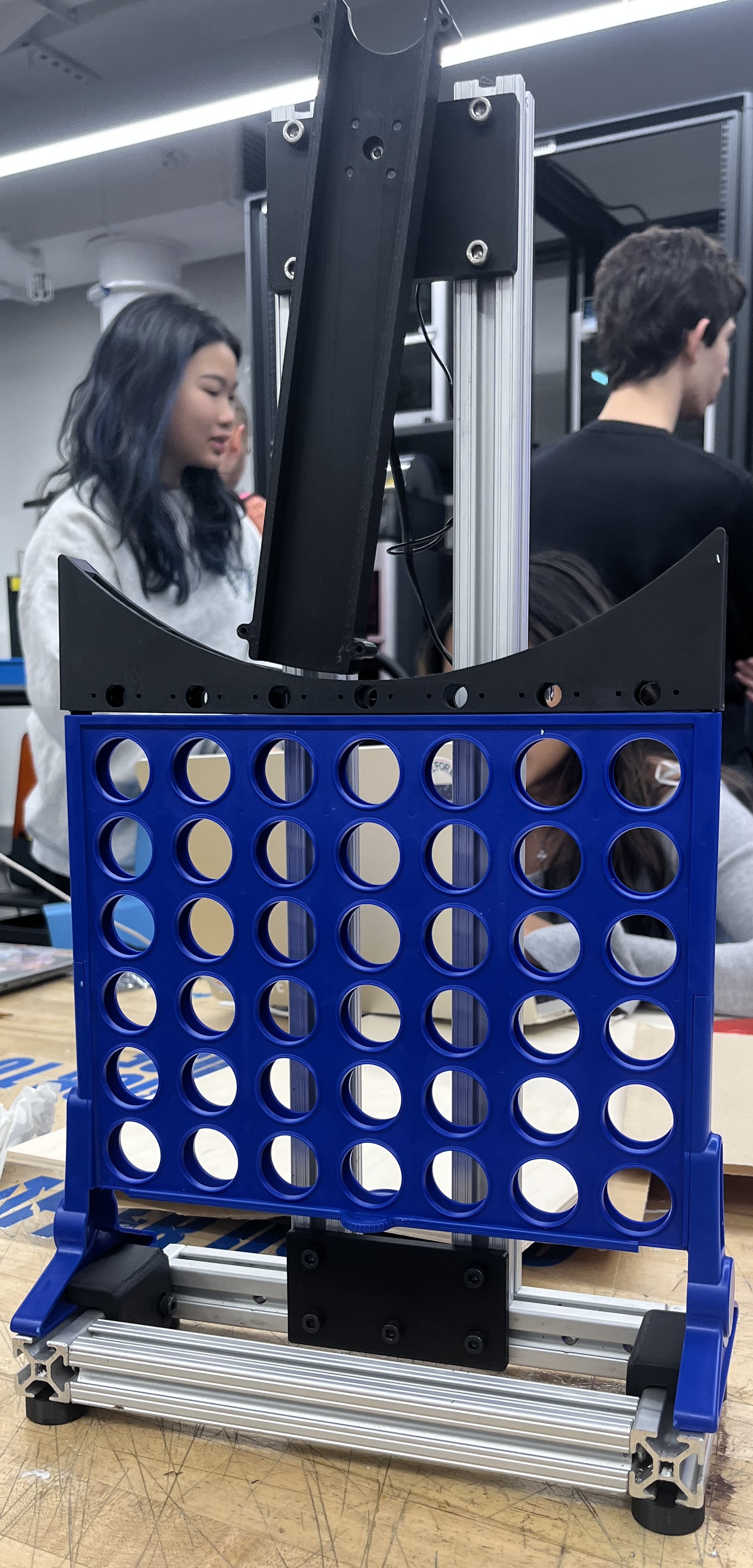 Self-Playing Connect 4 robot